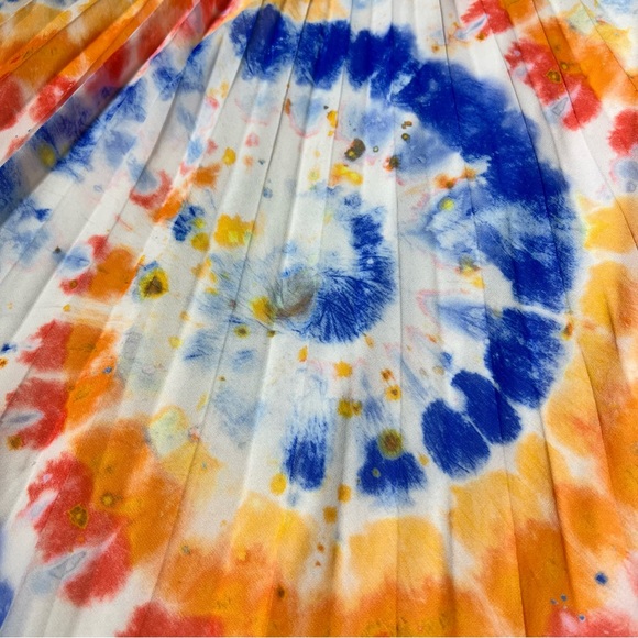 Cartoon Tie Dye Shift Dress - Picture 6 of 12
